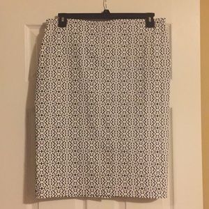 Beautiful brand new skirt without tags